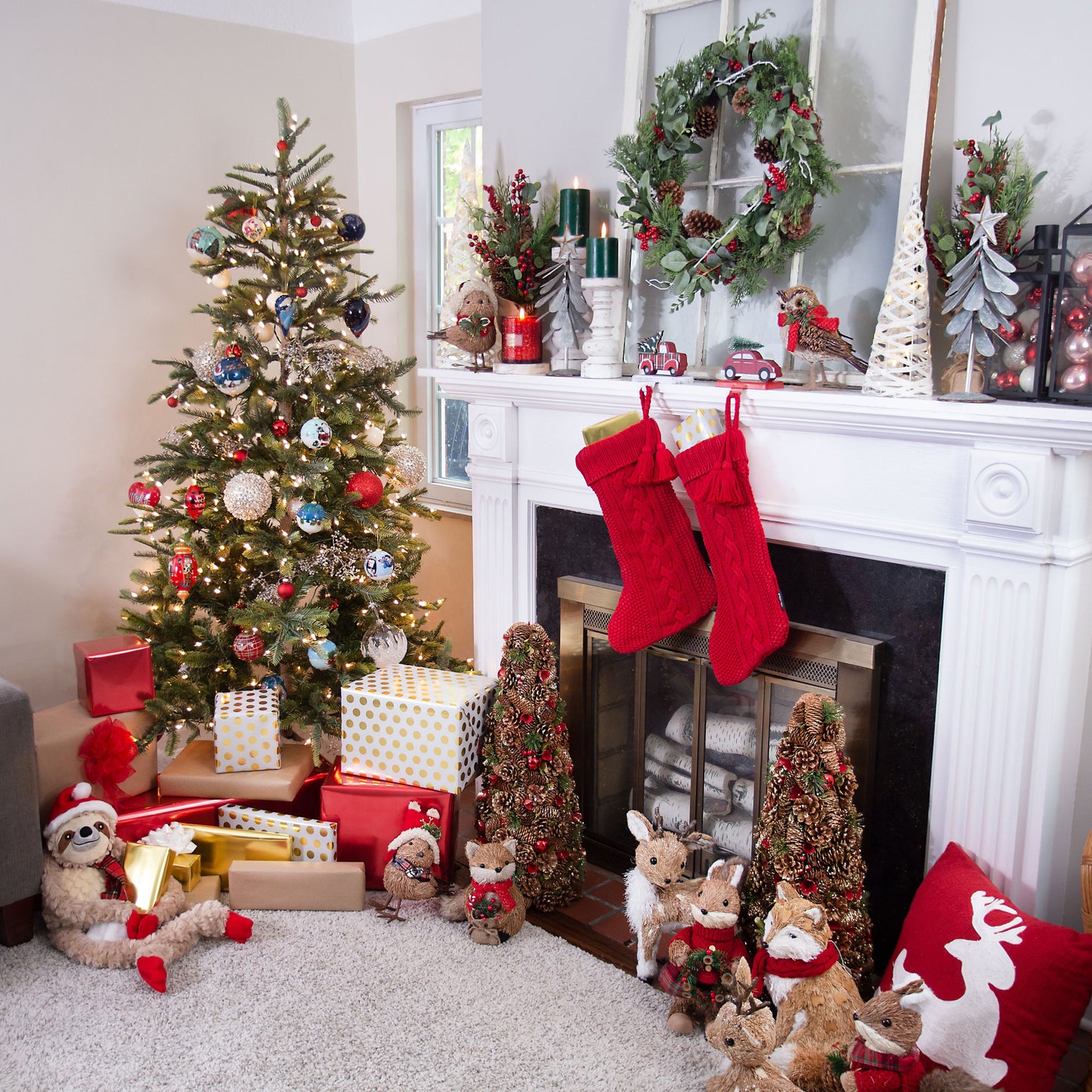 Pier 1 Standing Woodland Squirrel With Wreath